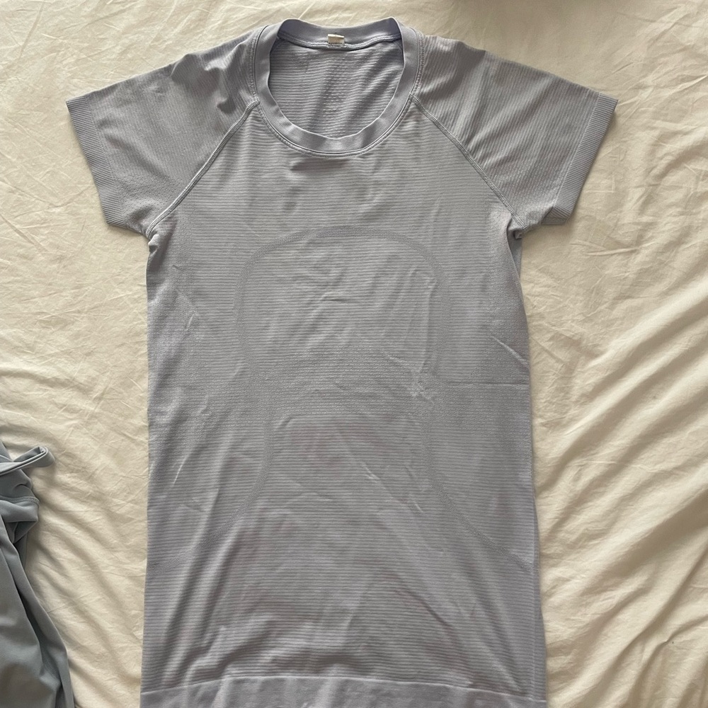 Light purple Lululemon workout shirt